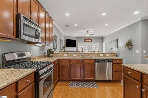 46 Barnwood Circle Greenville SC 29607