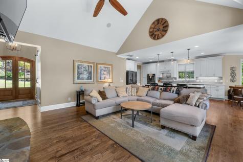 700 Lakestream Court Seneca SC 29672