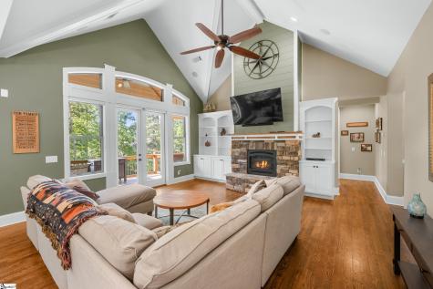 700 Lakestream Court Seneca SC 29672