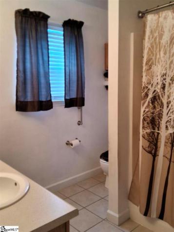 1215 Bishop Road Inman SC 29349