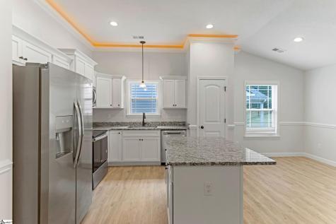 402 Bud Farmer Place Inman SC 29349