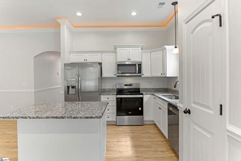 402 Bud Farmer Place Inman SC 29349