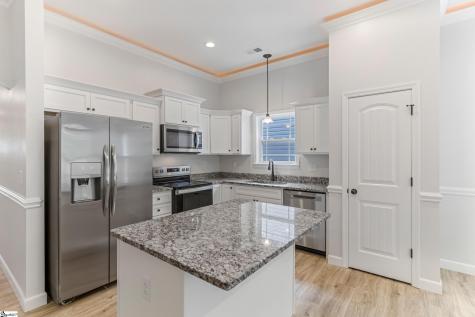 402 Bud Farmer Place Inman SC 29349