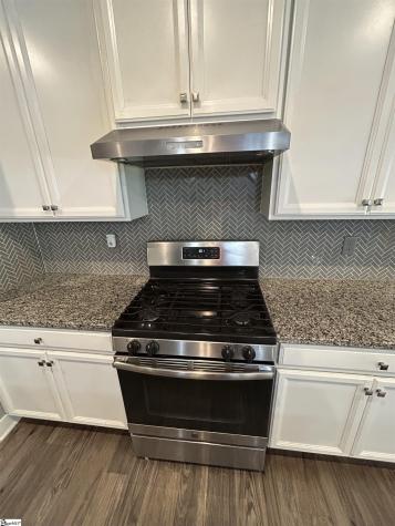 112 Henley Court Easley SC 29642