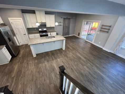 112 Henley Court Easley SC 29642
