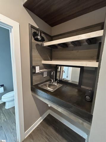 112 Henley Court Easley SC 29642