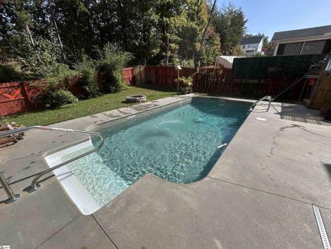 112 Henley Court Easley SC 29642