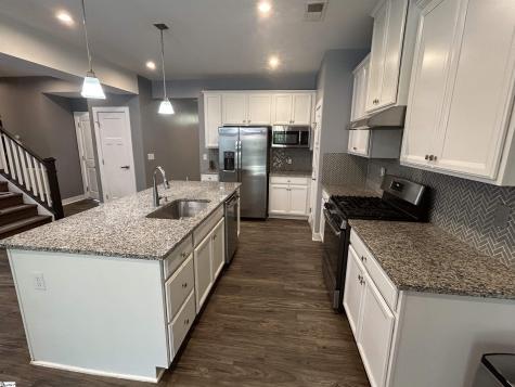 112 Henley Court Easley SC 29642