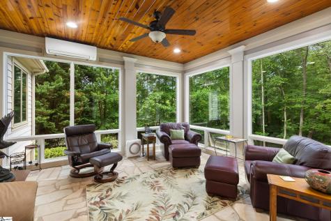 2 Brown Deer Trail Travelers Rest SC 29690
