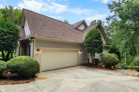 2 Brown Deer Trail Travelers Rest SC 29690