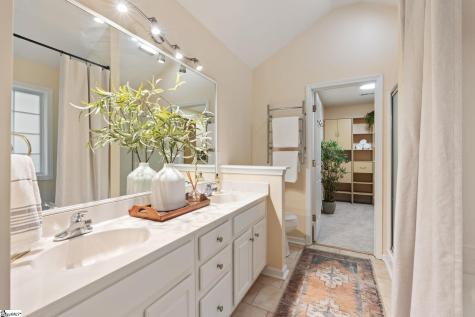 909 Morning Mist Lane Simpsonville SC 29680