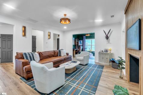 27 Richland Creek Drive Greenville SC 29609