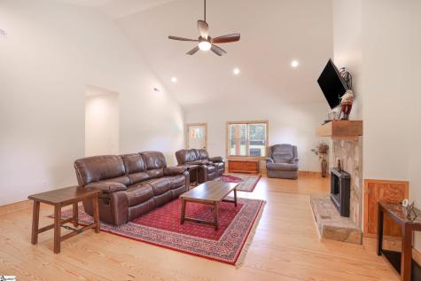 303 N Norris Drive Norris SC 29667