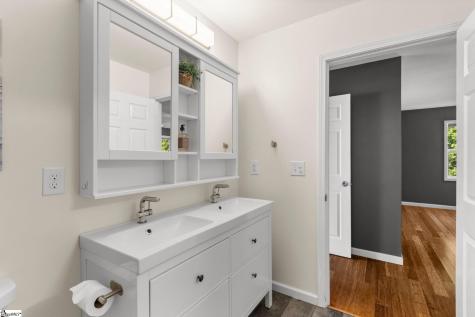112 Hilltop Drive Travelers Rest SC 29690