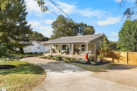 112 Hilltop Drive Travelers Rest SC 29690