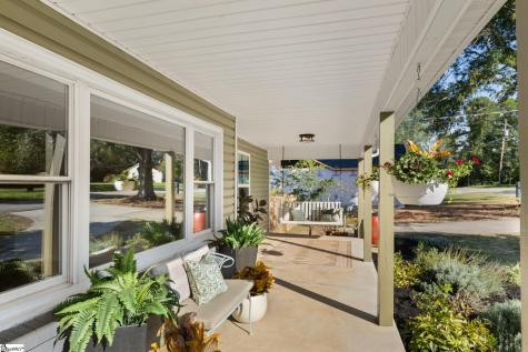 112 Hilltop Drive Travelers Rest SC 29690