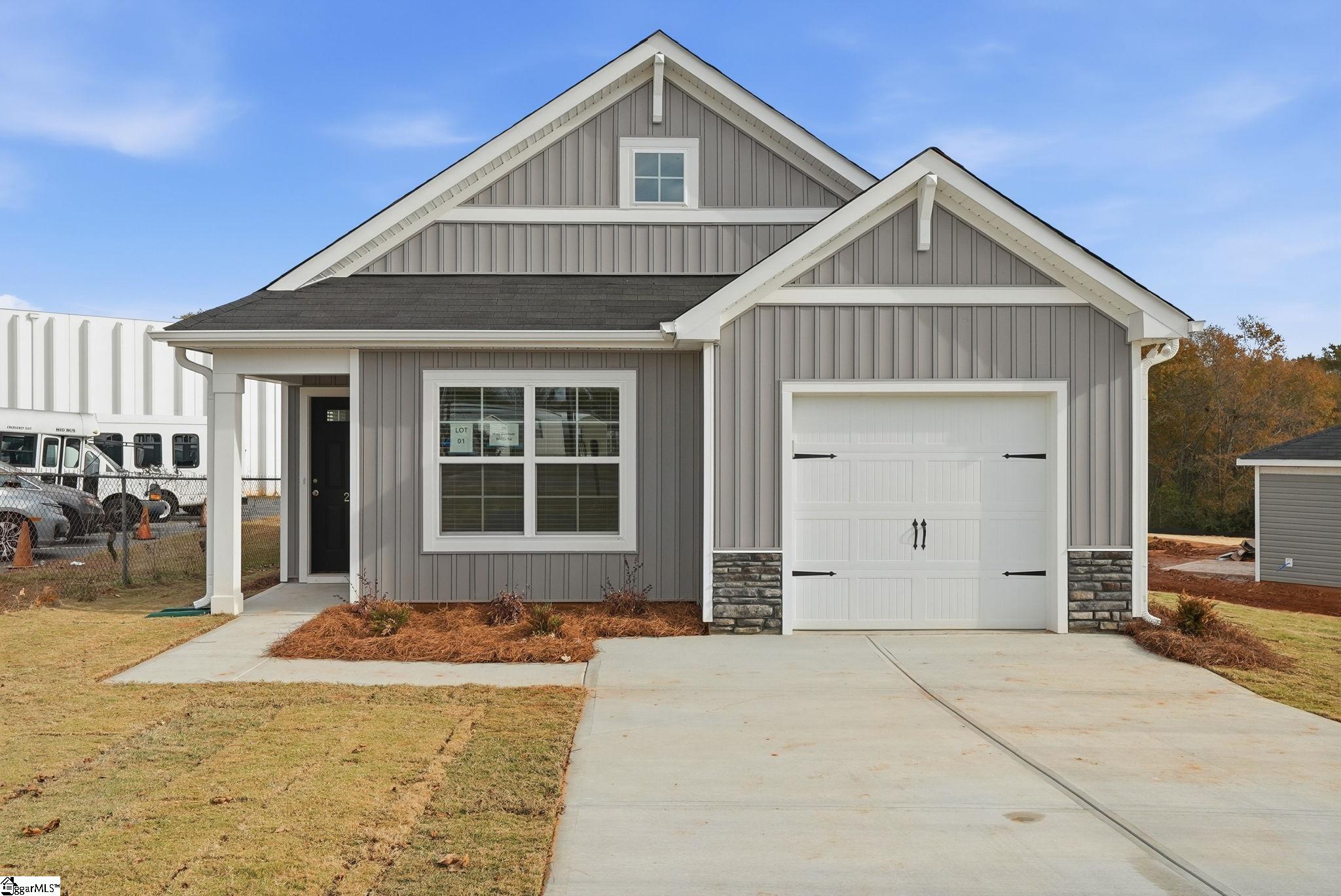 25 New Dunham Bridge Road Greenville SC 29611