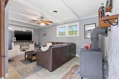 17 Inglewood Drive Greenville SC 29609