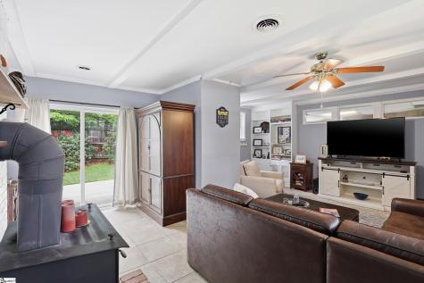 17 Inglewood Drive Greenville SC 29609