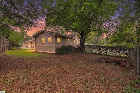 17 Inglewood Drive Greenville SC 29609