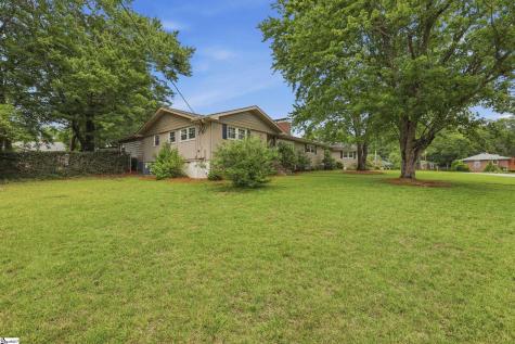 17 Inglewood Drive Greenville SC 29609