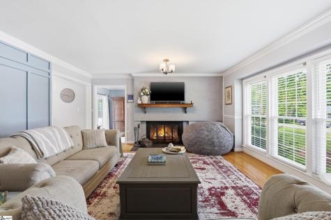 17 Inglewood Drive Greenville SC 29609