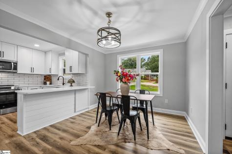 22 Gurley Avenue Greenville SC 29605