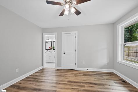 22 Gurley Avenue Greenville SC 29605