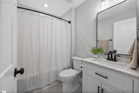22 Gurley Avenue Greenville SC 29605