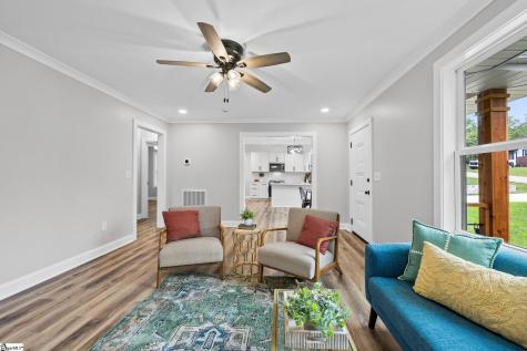 22 Gurley Avenue Greenville SC 29605