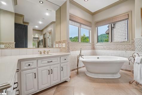 817 Mountain Summit Road Travelers Rest SC 29690