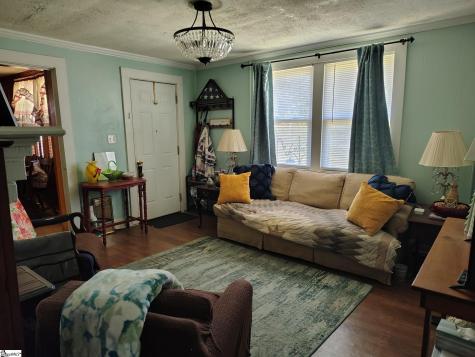 18304 25 Highway Ware Shoals SC 29692