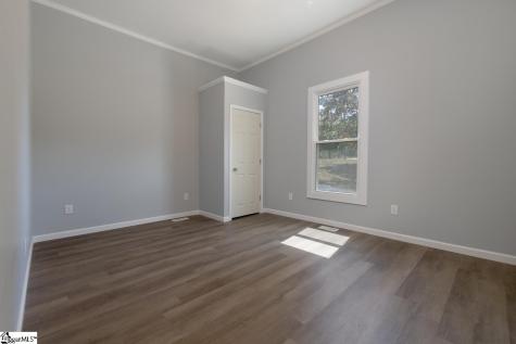 400 N Bell Street Extension Clinton SC 29325