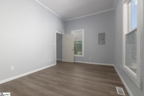 400 N Bell Street Extension Clinton SC 29325