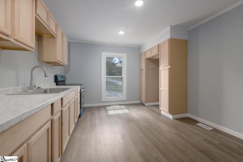 400 N Bell Street Extension Clinton SC 29325