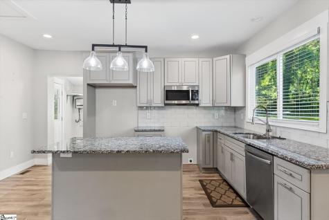 37 Ross Street Greenville SC 29611