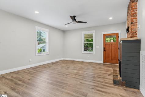 37 Ross Street Greenville SC 29611