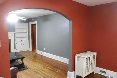 109 S Greenwood Avenue Ware Shoals SC 29692