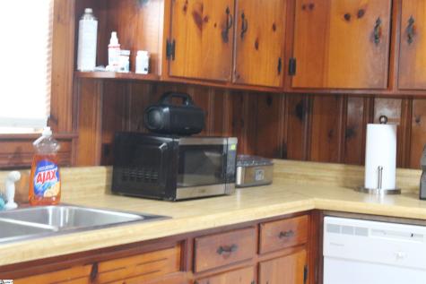 109 S Greenwood Avenue Ware Shoals SC 29692