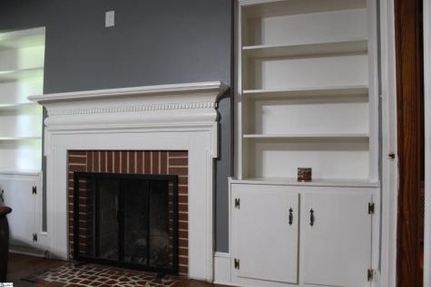 109 S Greenwood Avenue Ware Shoals SC 29692