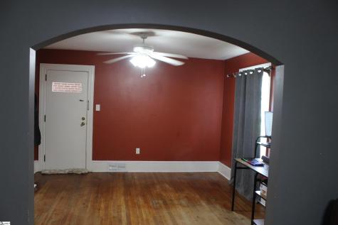 109 S Greenwood Avenue Ware Shoals SC 29692