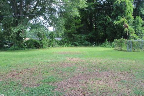 109 S Greenwood Avenue Ware Shoals SC 29692