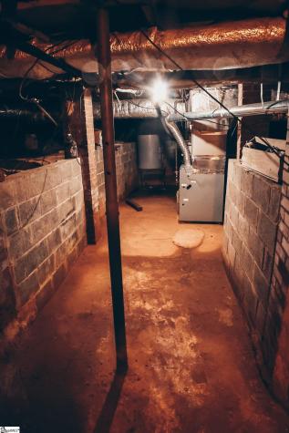109 S Greenwood Avenue Ware Shoals SC 29692
