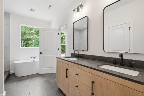 2835 Melvin Hill Road Campobello SC 29322