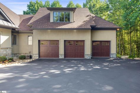 11 Clermont Court Travelers Rest SC 29690