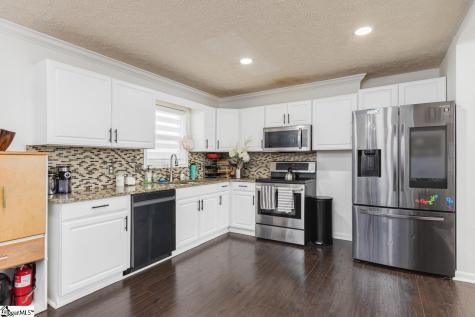100 Mona Way Greenville SC 29611