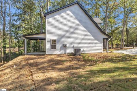 230 Saluda Street Belton SC 29627