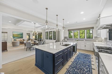 6222 Louis Patrick Lane Charlotte NC 28211