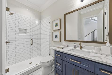 6222 Louis Patrick Lane Charlotte NC 28211