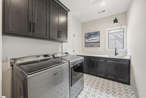 6222 Louis Patrick Lane Charlotte NC 28211